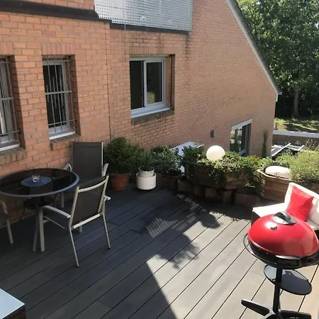 Mit Charme, Netflix Apartment