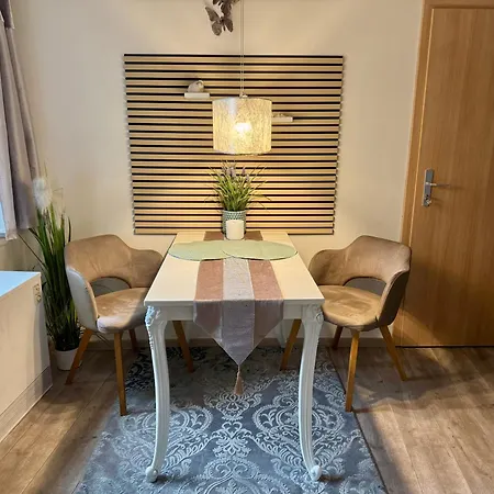 Apartment Mit Charme, Netflix Rheinstetten